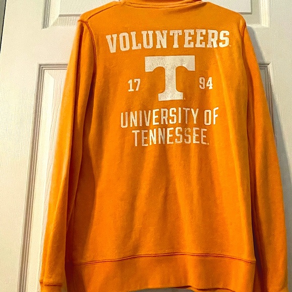 Pink orange pull over - Picture 2 of 2